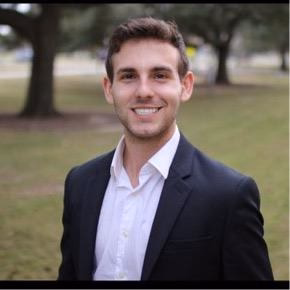 Hunter Navar headshot